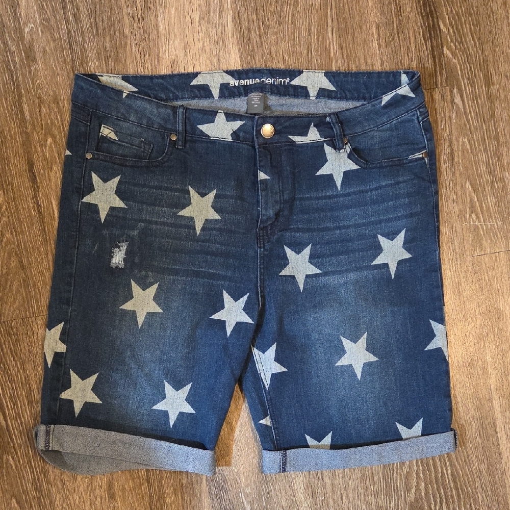 Avenue Blue Star Jean Shorts